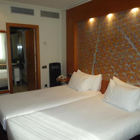 Abba Sants Hotel Barcelona Exterior foto